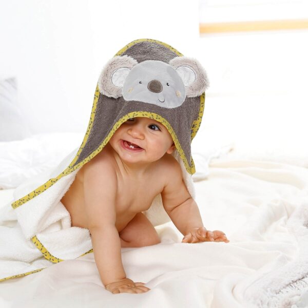 Fehn Kapuzenbadetuch Koala mit lachendem Baby