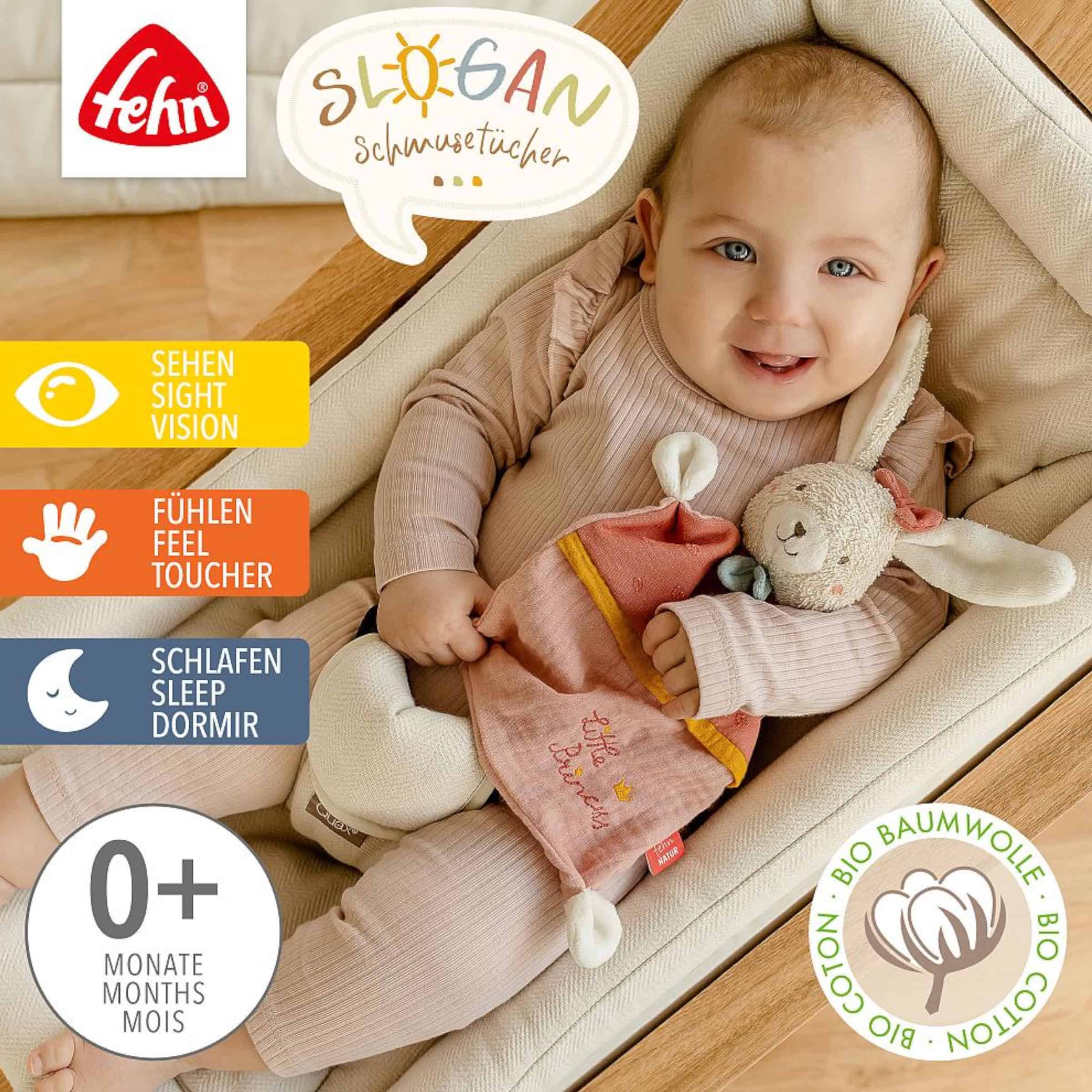 Fehn Schmusetuch Hase Princess Natur mit einem Baby