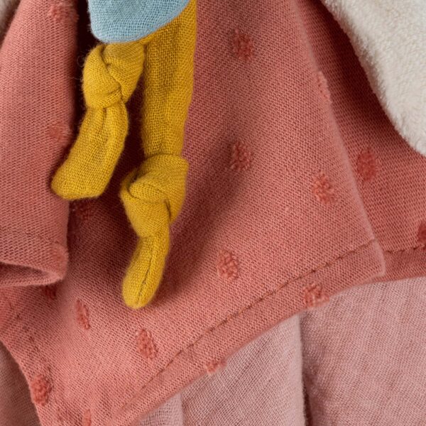 Schmusetuch Hase fehnNATUR mit den verschiedenen Stoffstrukturen