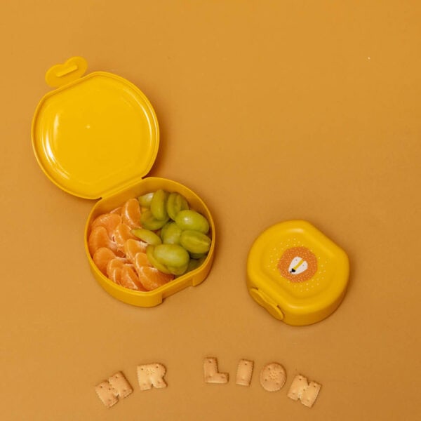 Snackbox mit Clip 2er Mr. Lion von Trixie Baby befüllt