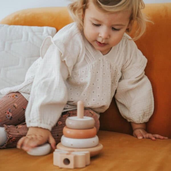 Label Label Holz Stapelturm Nougat Kind