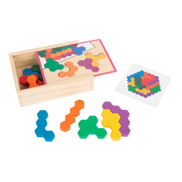 small-foot-lernspiel-holzpuzzle-hexagon-details