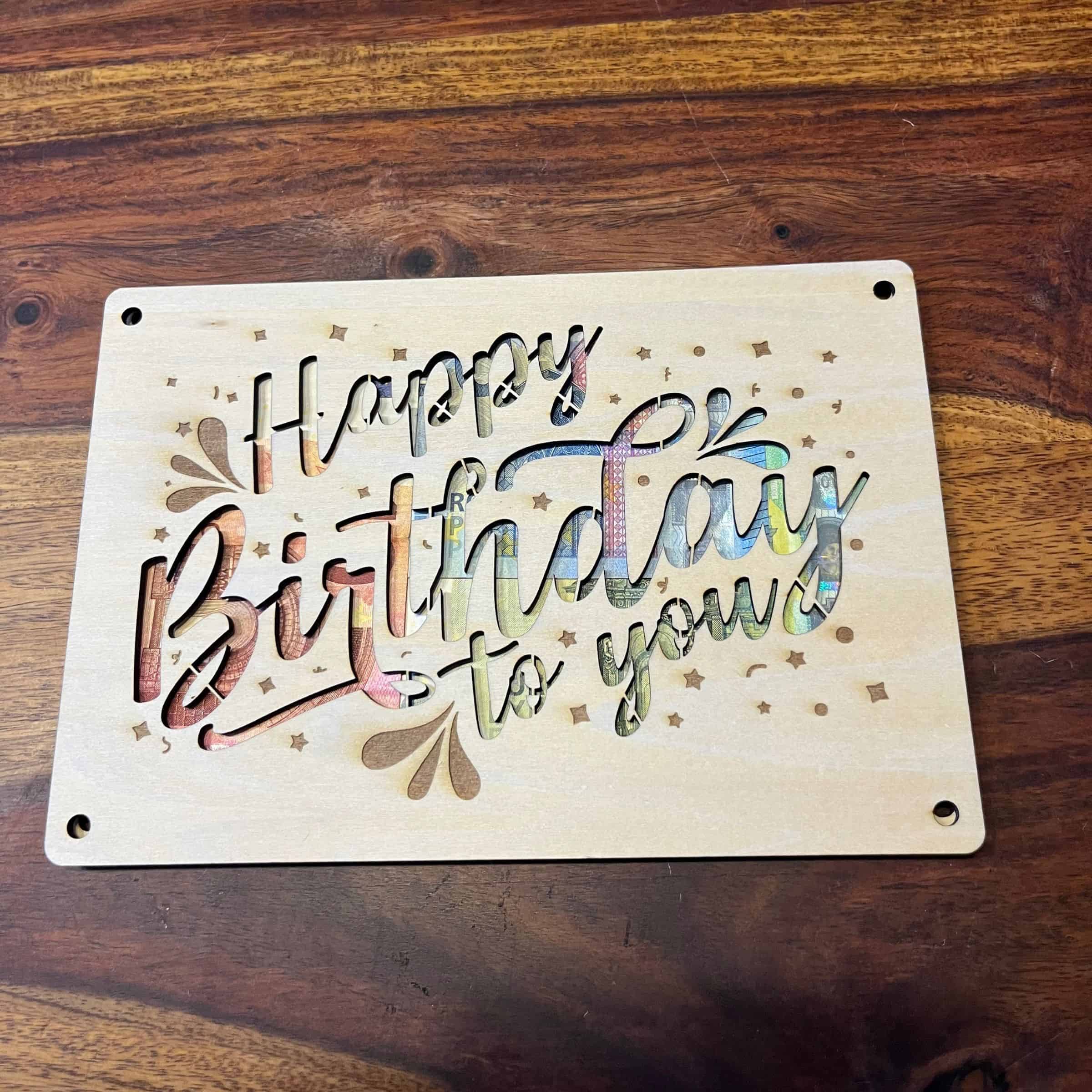 geldgeschenk-happy-birthday-befuellt