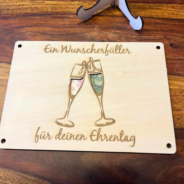 geldgeschenk-holu-sektglas-befuellt