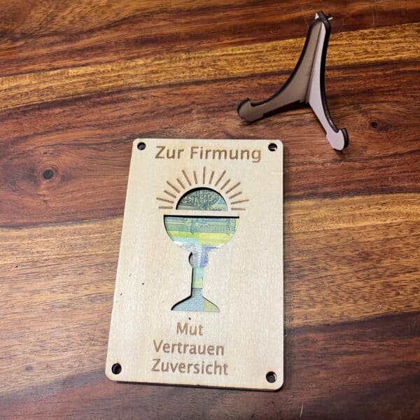 geldgeschenk-holz-firmung-kelch-befuellt
