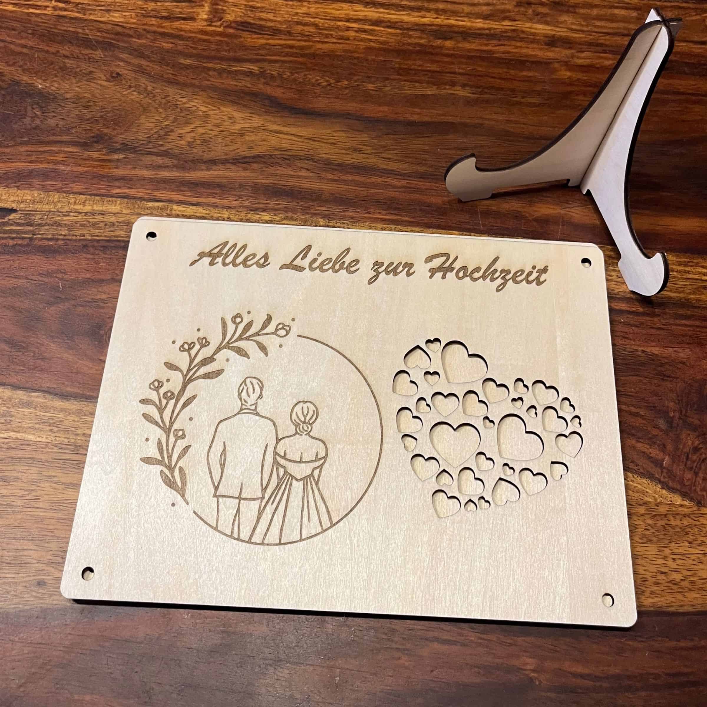 geldgeschenkkarte-holz-hochzeit-brautpaar-aufeinandergelegt