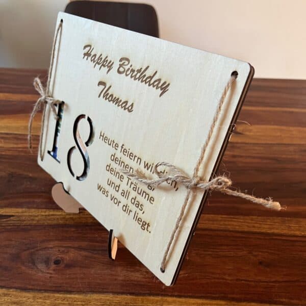 holzgeschenkkarte-geburtstag-modern-seitlich